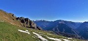 36 Alla Baita Venturosa - del Giacom (1834 m) con vista sulla valle